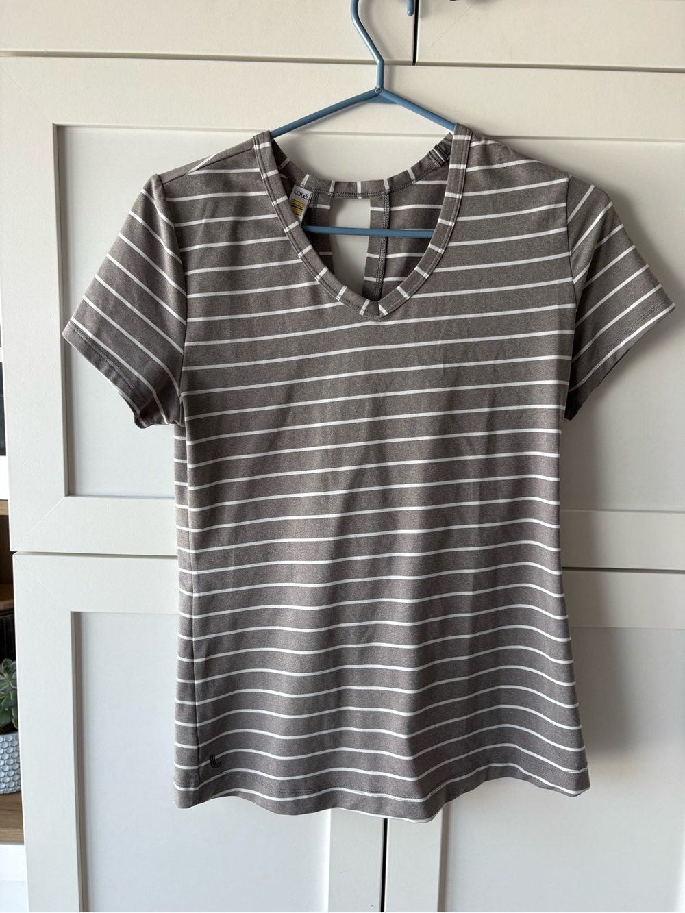 LOLË Striped V-Neck Short Sleeve Top - Gray/White